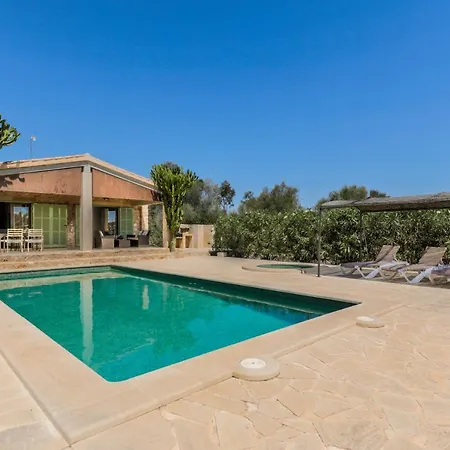 Holiday home Finca Taconera Santanyi
